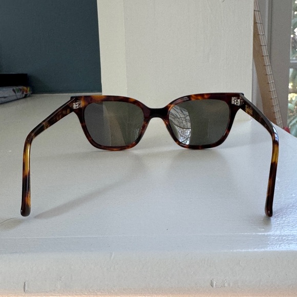 Madewell Tortoiseshell Sunglasses - Womens - Picture 4 of 5